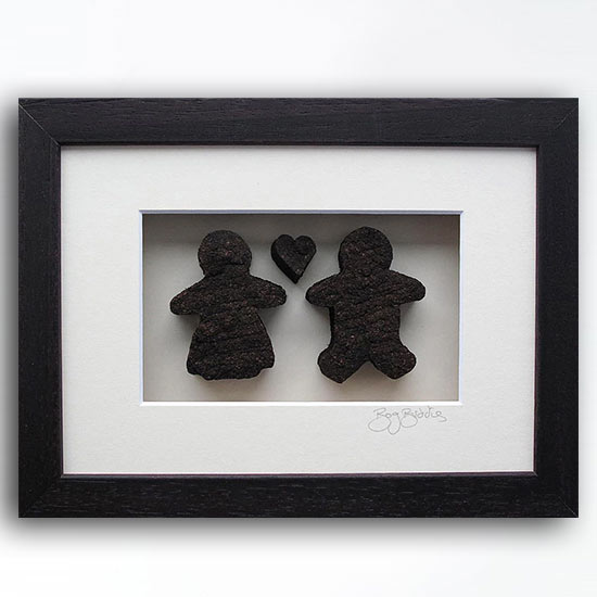 Bog Buddies Couple with Heart 9x7